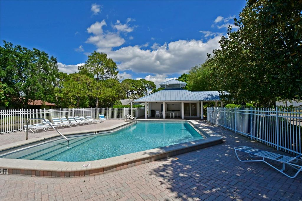 Image 40 of property listing at 1106 87TH STREET NW, Bradenton, FL 34209