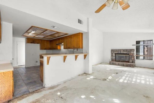 13511 Mountain Drive, Hesperia, CA 92344