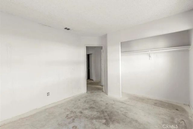 13511 Mountain Drive, Hesperia, CA 92344