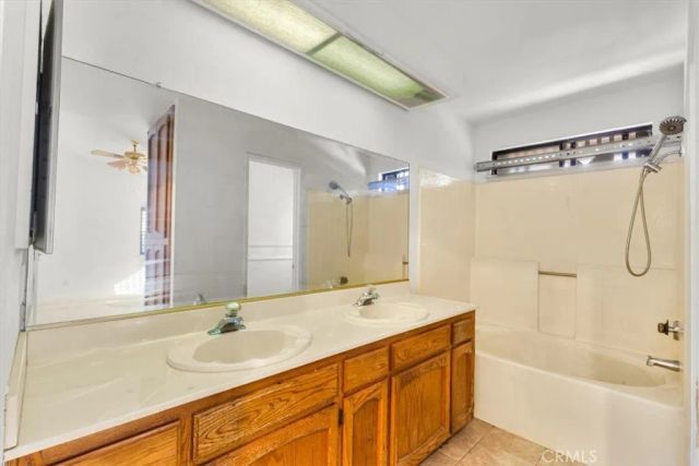 13511 Mountain Drive, Hesperia, CA 92344