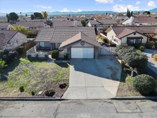 13511 Mountain Drive, Hesperia, CA 92344