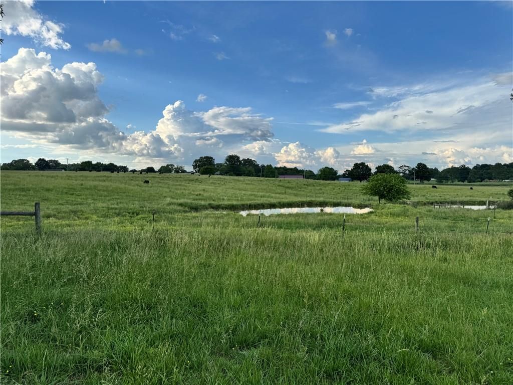 Image 1 of property listing at 2113.5 Union Grove Church Road SE, Adairsville, GA 30103