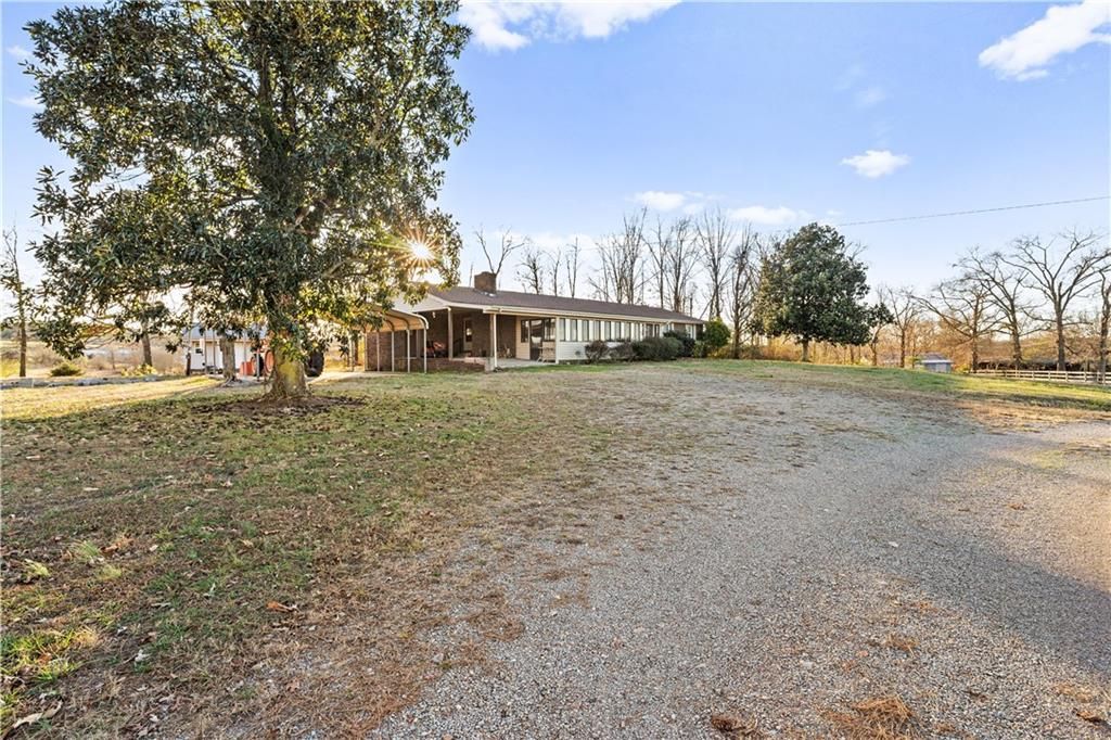 Image 21 of property listing at 2113.5 Union Grove Church Road SE, Adairsville, GA 30103