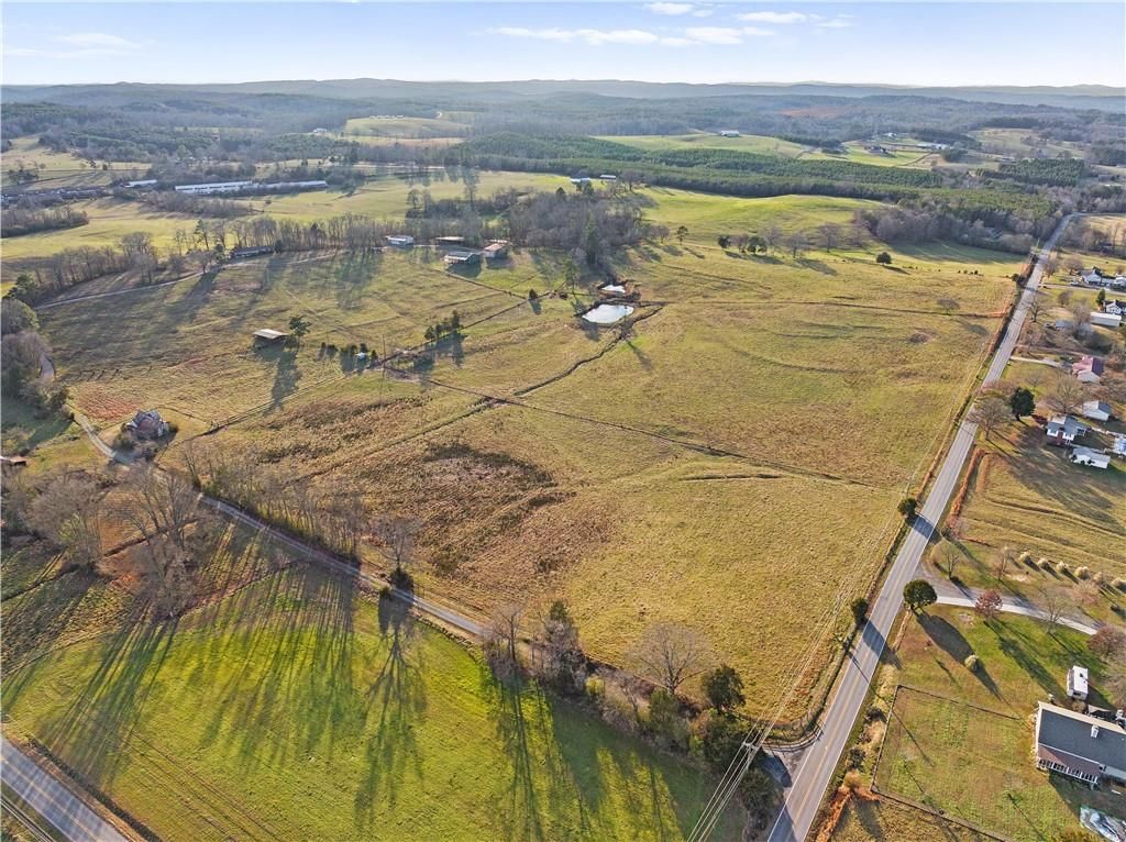 Image 24 of property listing at 2113.5 Union Grove Church Road SE, Adairsville, GA 30103