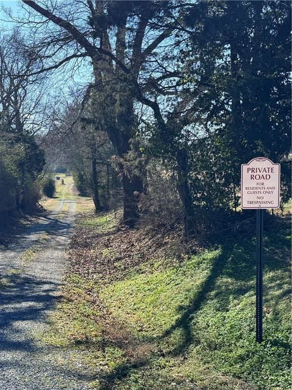 Image 8 of property listing at 2113.5 Union Grove Church Road SE, Adairsville, GA 30103