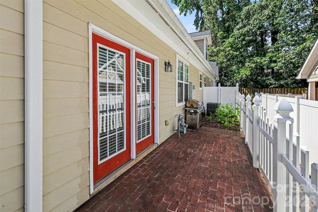 1106 Davant Lane, Charlotte, NC 28209