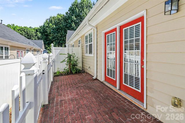 1106 Davant Lane, Charlotte, NC 28209