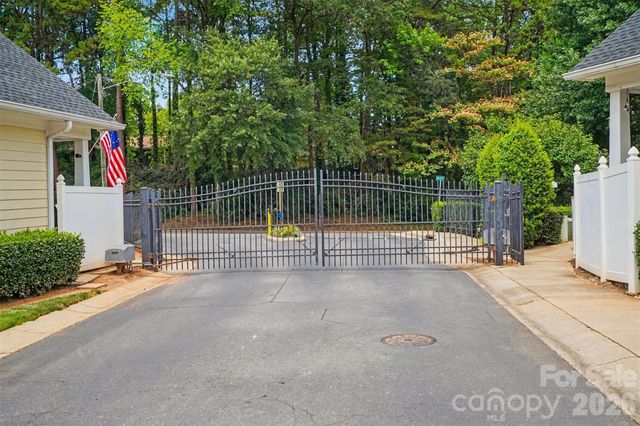 1106 Davant Lane, Charlotte, NC 28209
