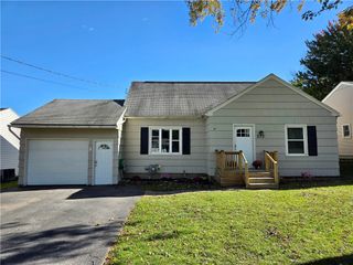 222 Vinal Avenue, Irondequoit, NY 14609