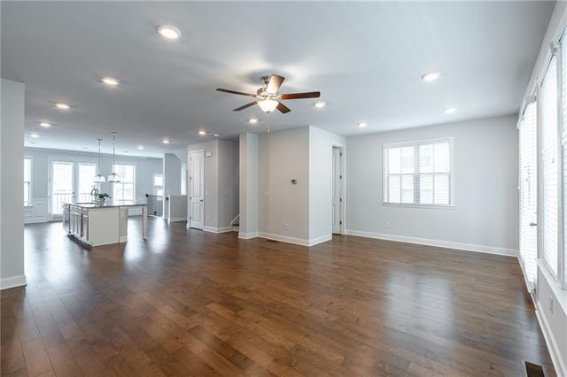 2701 Cedar Pine Way, Doraville, GA 30360