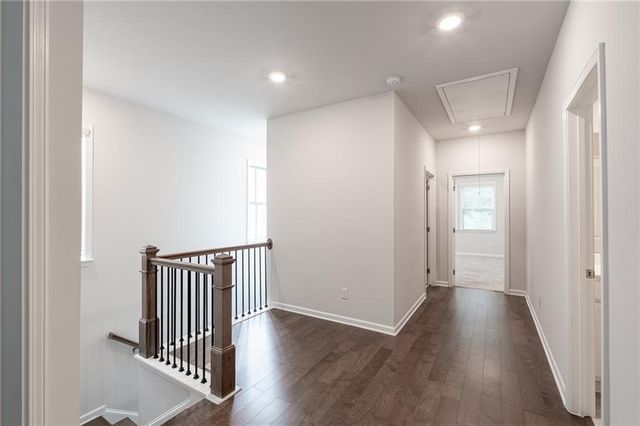 2701 Cedar Pine Way, Doraville, GA 30360
