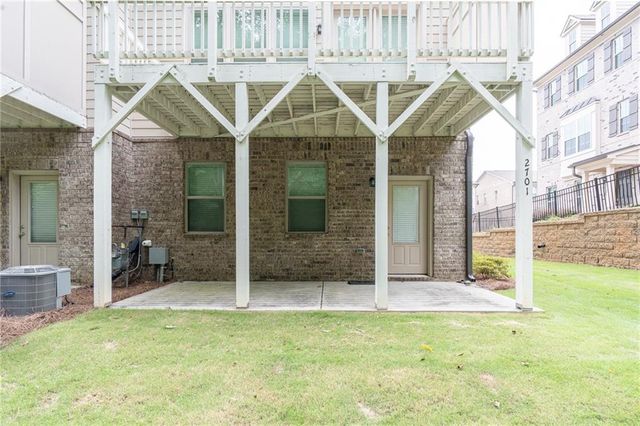 2701 Cedar Pine Way, Doraville, GA 30360