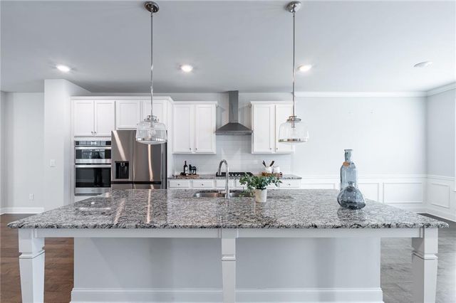 2701 Cedar Pine Way, Doraville, GA 30360