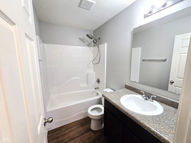 4449 Redhaven Drive, Indianapolis, IN 46235