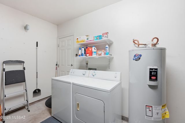 200 E Suntree Street, Tucson, AZ 85737