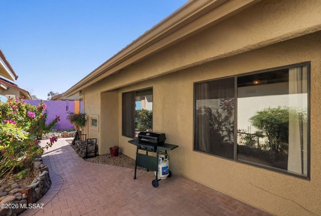 200 E Suntree Street, Tucson, AZ 85737