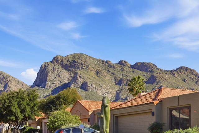 200 E Suntree Street, Tucson, AZ 85737