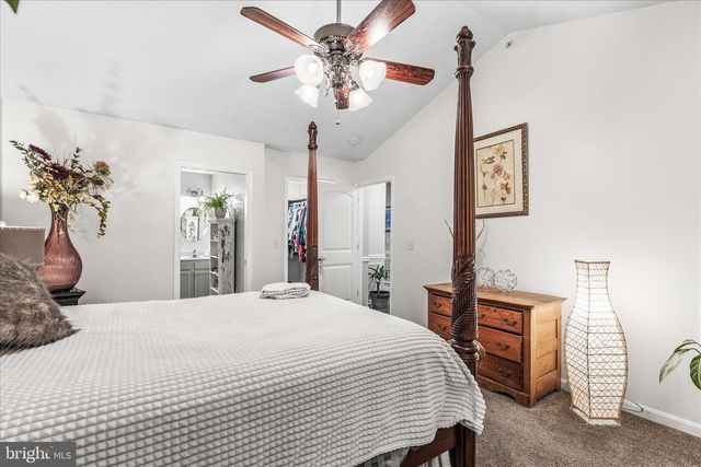 813 W MIDDLE ST, Hanover, PA 17331