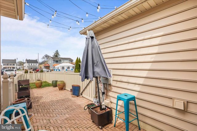 813 W MIDDLE ST, Hanover, PA 17331