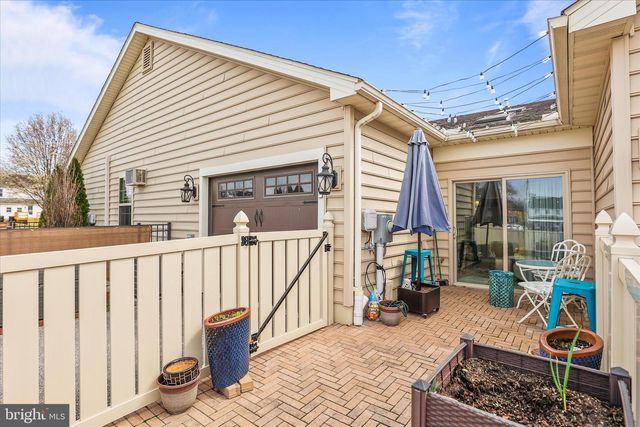 813 W MIDDLE ST, Hanover, PA 17331
