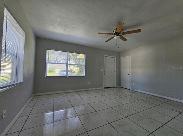 2721 DOYLE CIRCLE, Lakeland, FL 33801