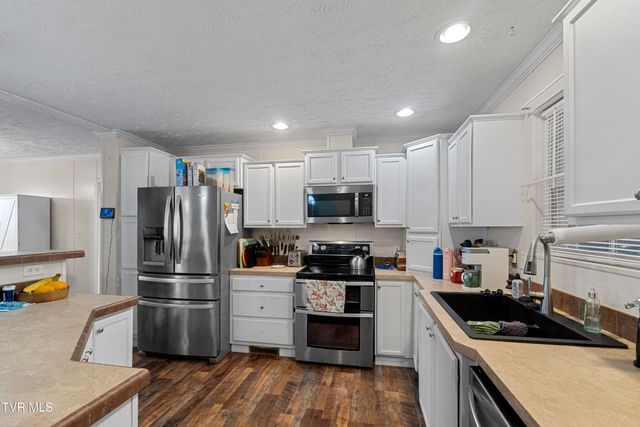 721 Old Midway Road, Midway, TN 37809