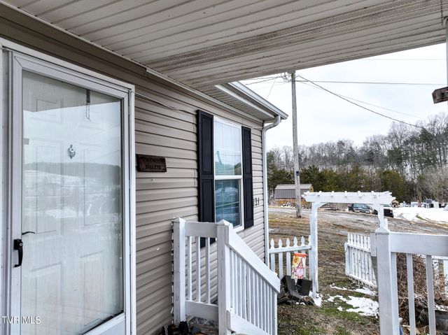 721 Old Midway Road, Midway, TN 37809