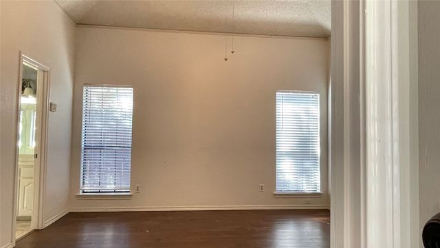 4023 Lawngate Drive, Dallas, TX 75287