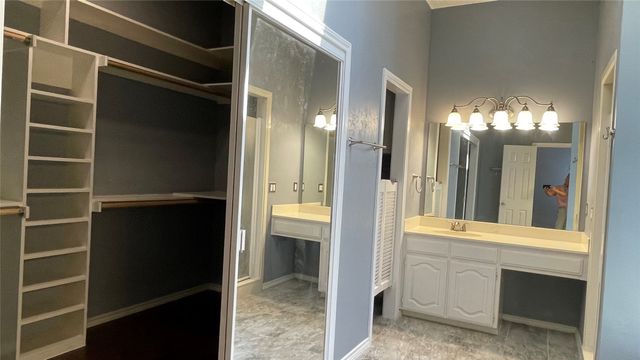 4023 Lawngate Drive, Dallas, TX 75287