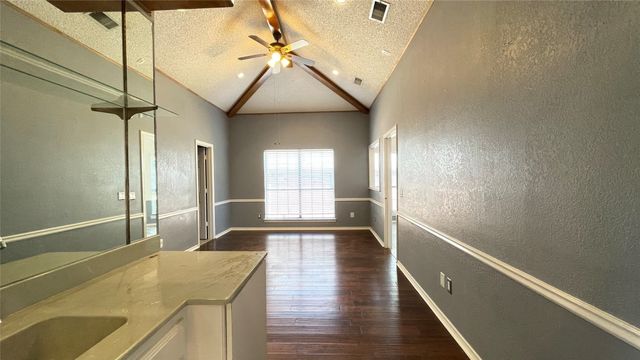 4023 Lawngate Drive, Dallas, TX 75287