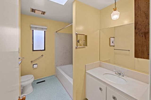 254 Del Mesa, Carmel, CA 93923