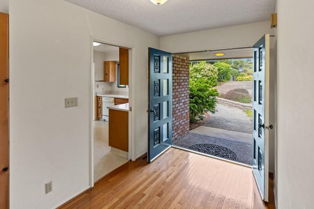 254 Del Mesa, Carmel, CA 93923