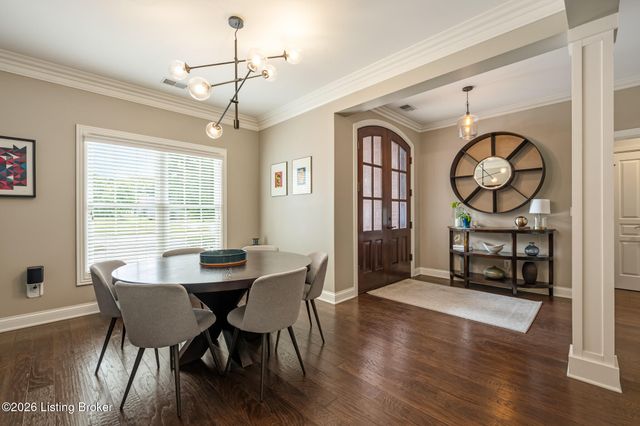 4338 Sanctuary Bluff Ln, Louisville, KY 40241