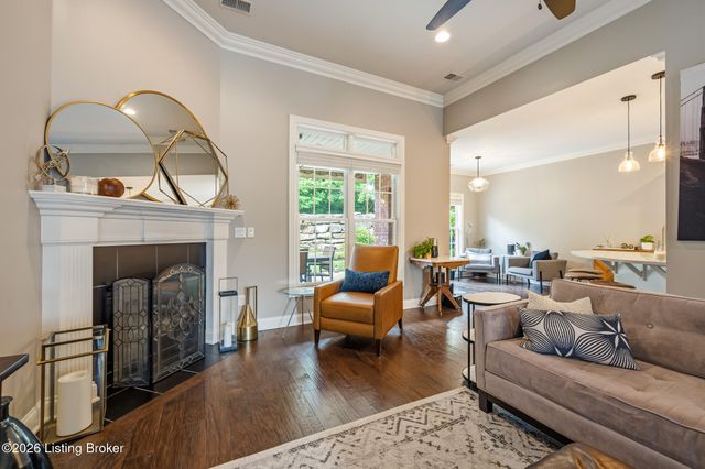 4338 Sanctuary Bluff Ln, Louisville, KY 40241