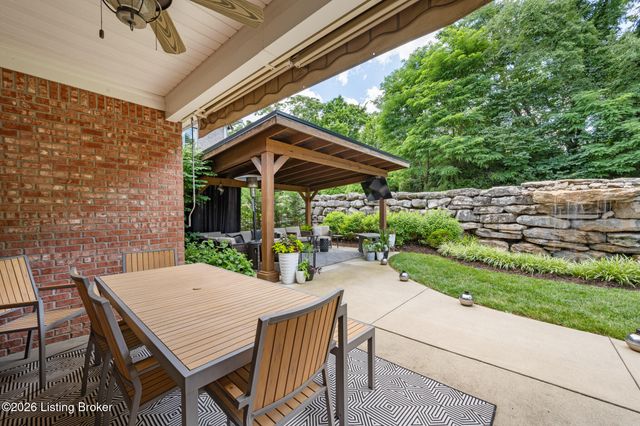 4338 Sanctuary Bluff Ln, Louisville, KY 40241