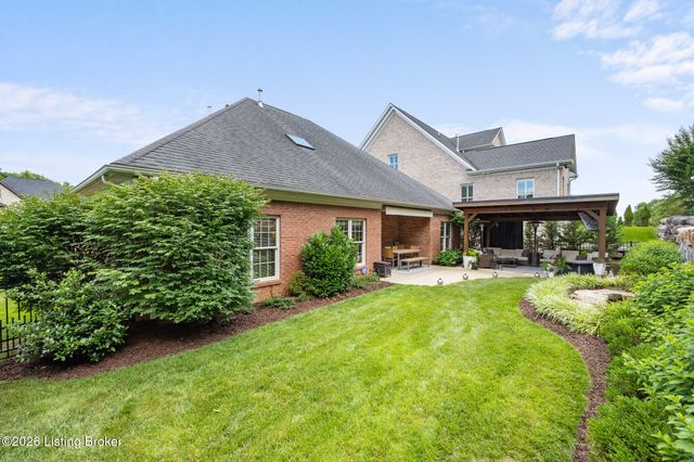 4338 Sanctuary Bluff Ln, Louisville, KY 40241