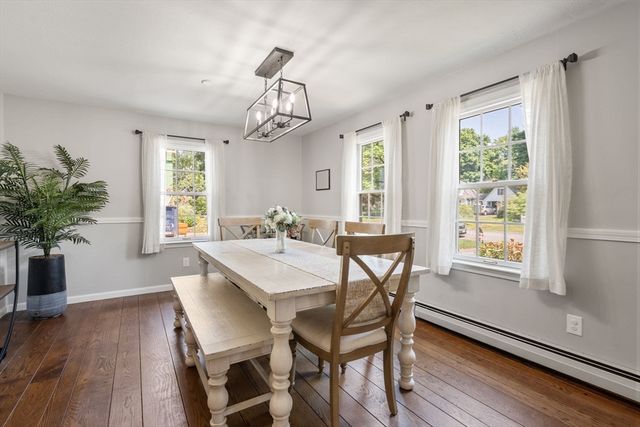 51 Laurelwood Rd, Holden, MA 01520