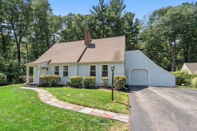 51 Laurelwood Rd, Holden, MA 01520