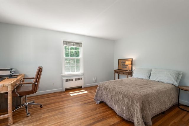 51 Laurelwood Rd, Holden, MA 01520