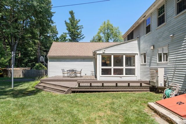 51 Laurelwood Rd, Holden, MA 01520