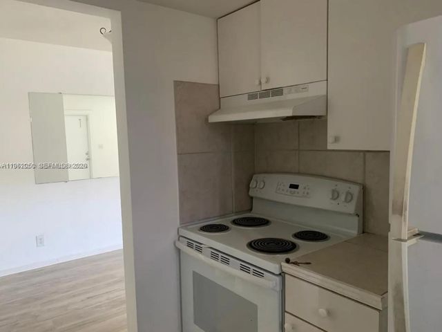 637 NE 6th Ct K, Boynton Beach, FL 33435