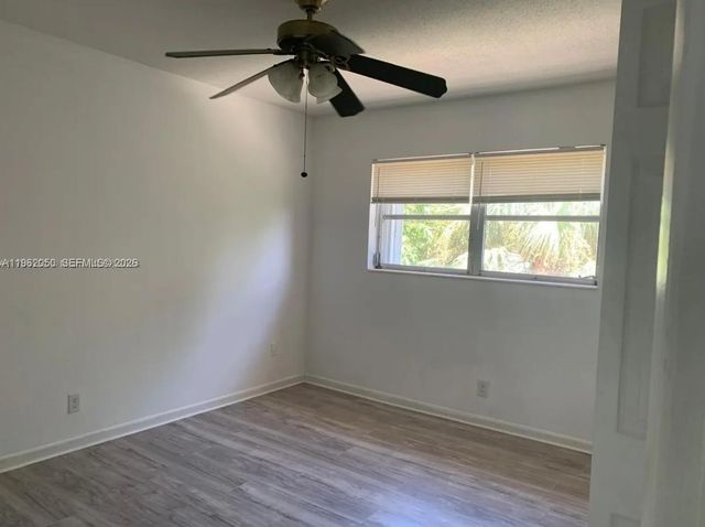 637 NE 6th Ct K, Boynton Beach, FL 33435