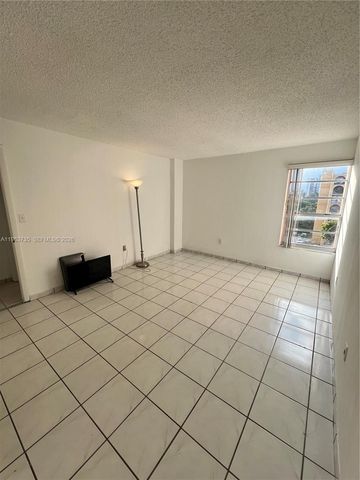 4717 NW 7th St 601-10, Miami, FL 33126