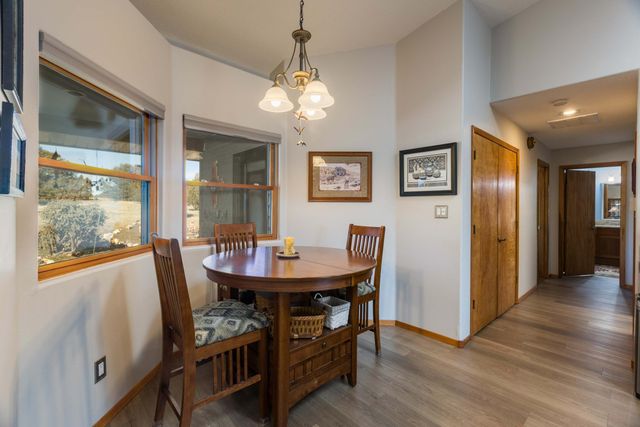 7 Kings Court, Tijeras, NM 87059