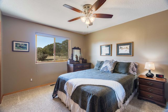 7 Kings Court, Tijeras, NM 87059
