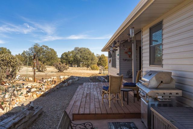 7 Kings Court, Tijeras, NM 87059