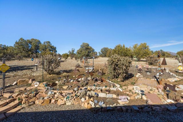 7 Kings Court, Tijeras, NM 87059