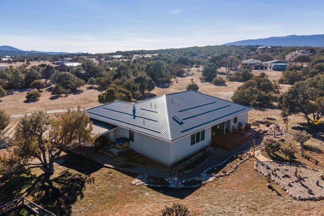 7 Kings Court, Tijeras, NM 87059