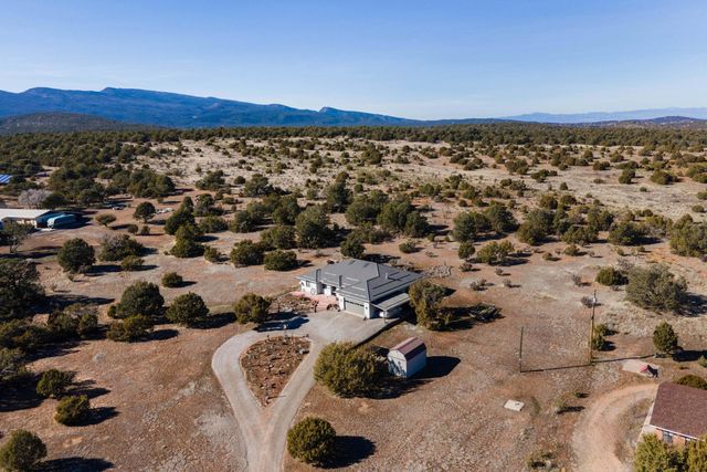 7 Kings Court, Tijeras, NM 87059