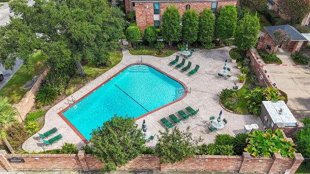 1601 S Shepherd Drive 113, Houston, TX 77019
